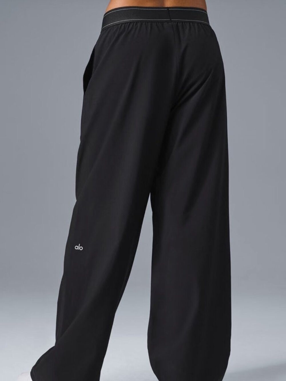 Alo Yoga Suit Up Trouser Size M，Womens Black Pants Alo Pants Brand New - Picture 7 of 7